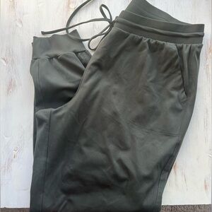 Women’s  Olive Green Jogger Pants | XL